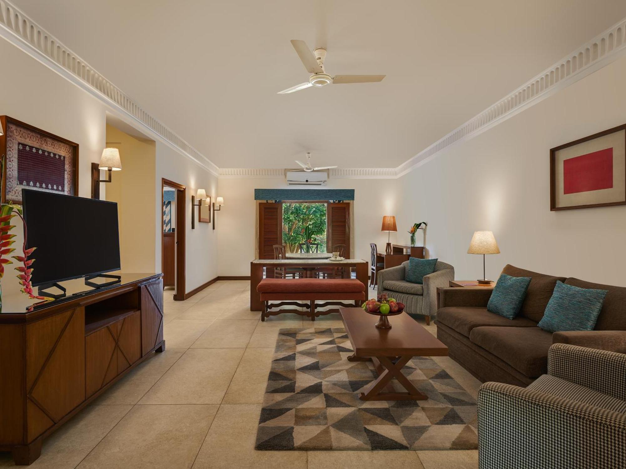 Angsana Oasis Spa & Resort Yelahanka Esterno foto