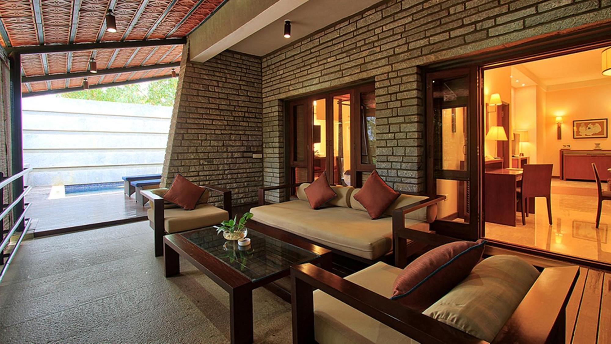 Angsana Oasis Spa & Resort Yelahanka Esterno foto