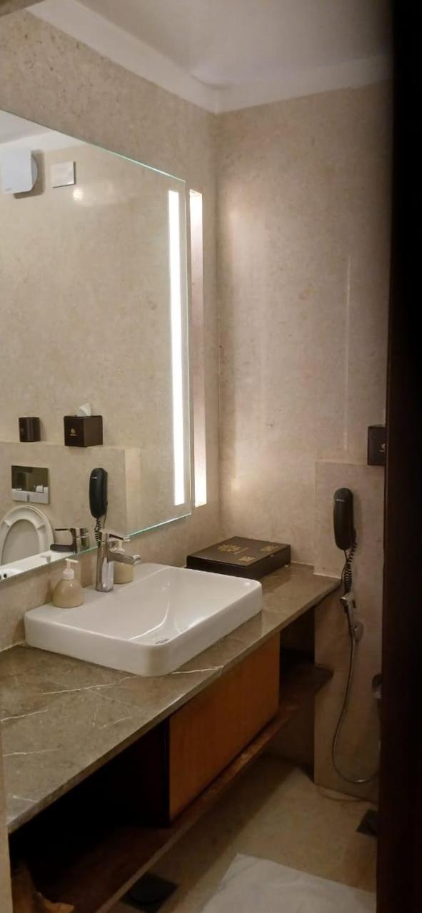 Angsana Oasis Spa & Resort Yelahanka Esterno foto